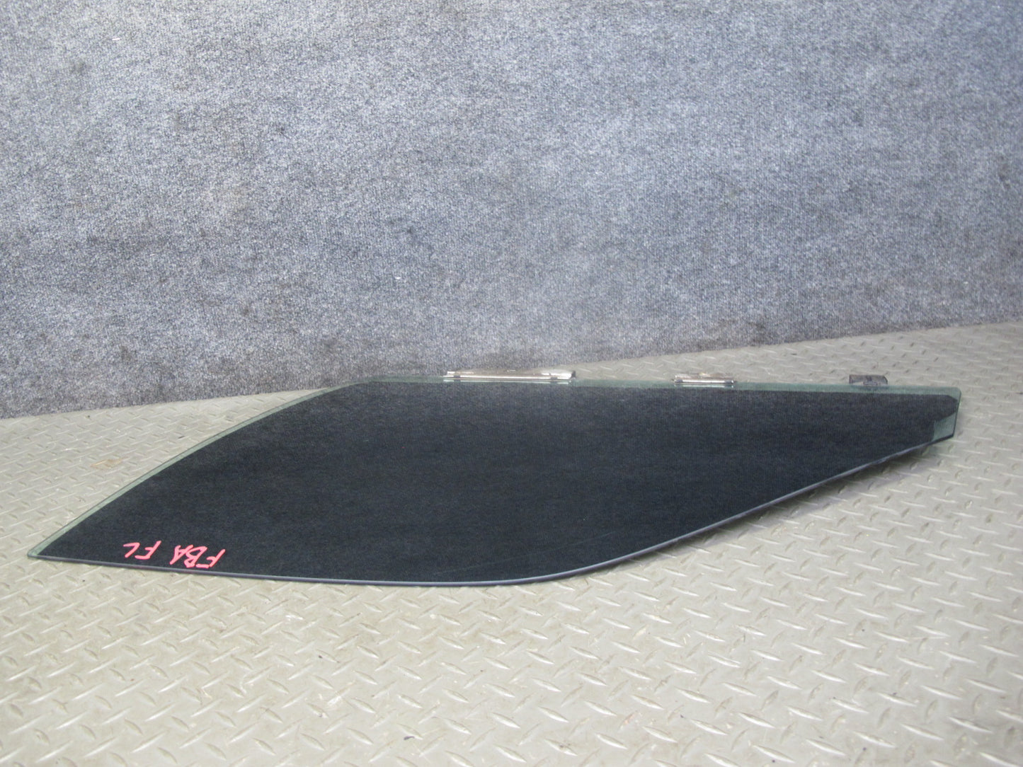 89-95 BMW E34 5-SERIES Front Left Driver Door Glass Window OEM