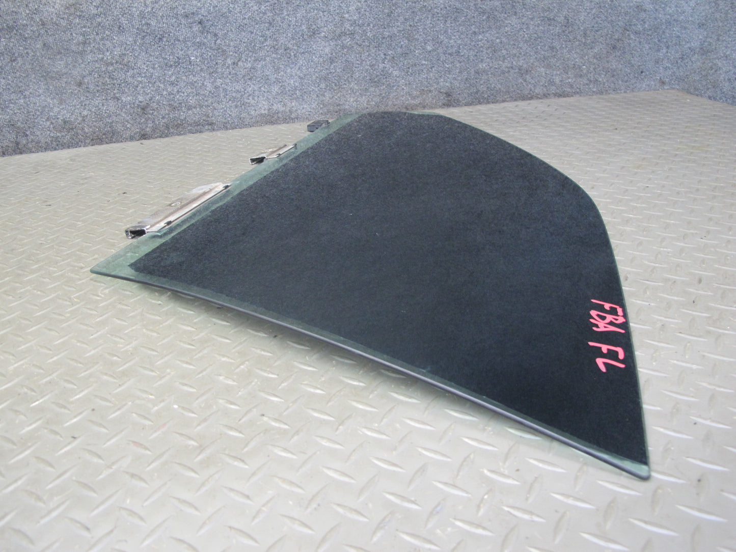 89-95 BMW E34 5-SERIES Front Left Driver Door Glass Window OEM