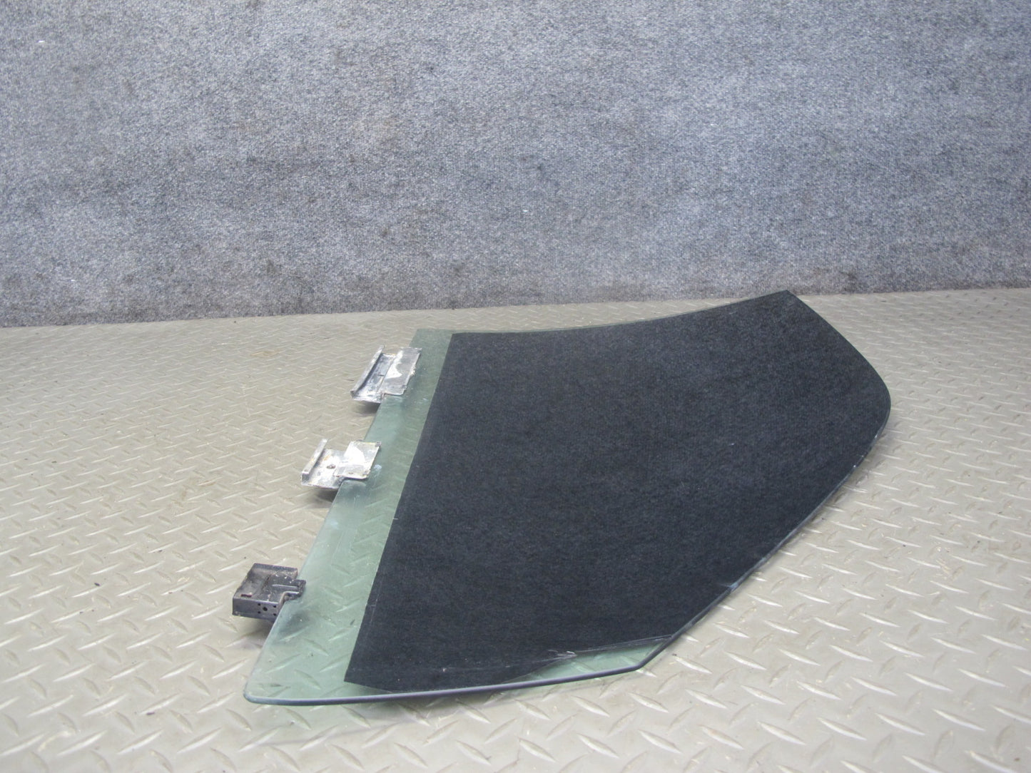 89-95 BMW E34 5-SERIES Front Left Driver Door Glass Window OEM