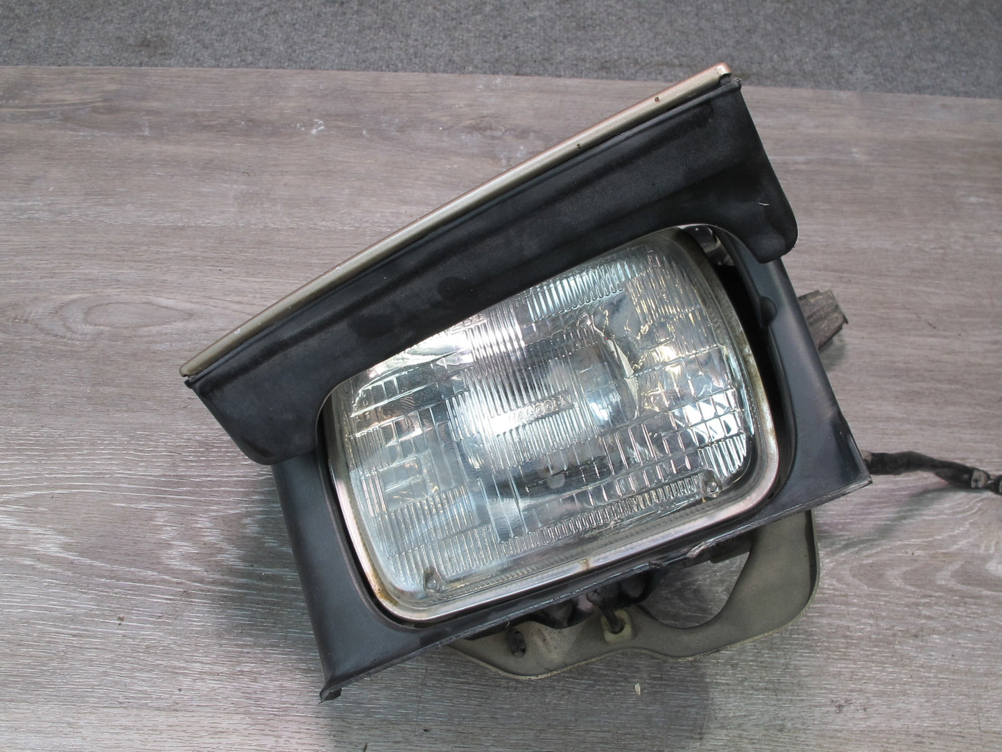 86-91 Mazda RX7 FC3S Right POP UP Headlight Lamp Assembly Satin Gold OEM