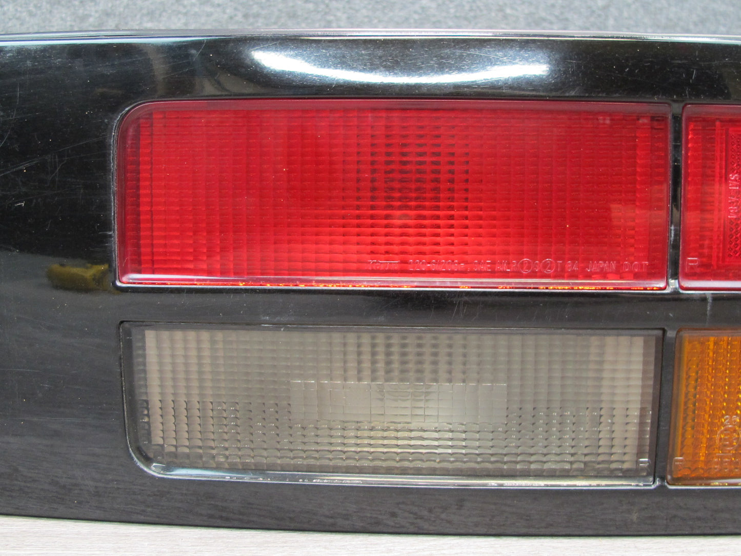 86-88 Mazda RX7 FC3S Coupe Rear Left & Right Tail Light Lamp w License Plate OEM