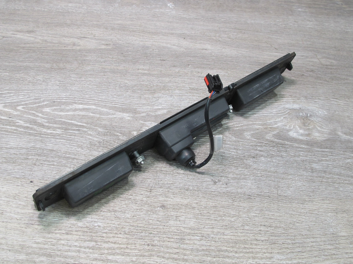2013-2017 Land Range Rover L405 Rear Trunk Liftgate Latch Handle License Lights