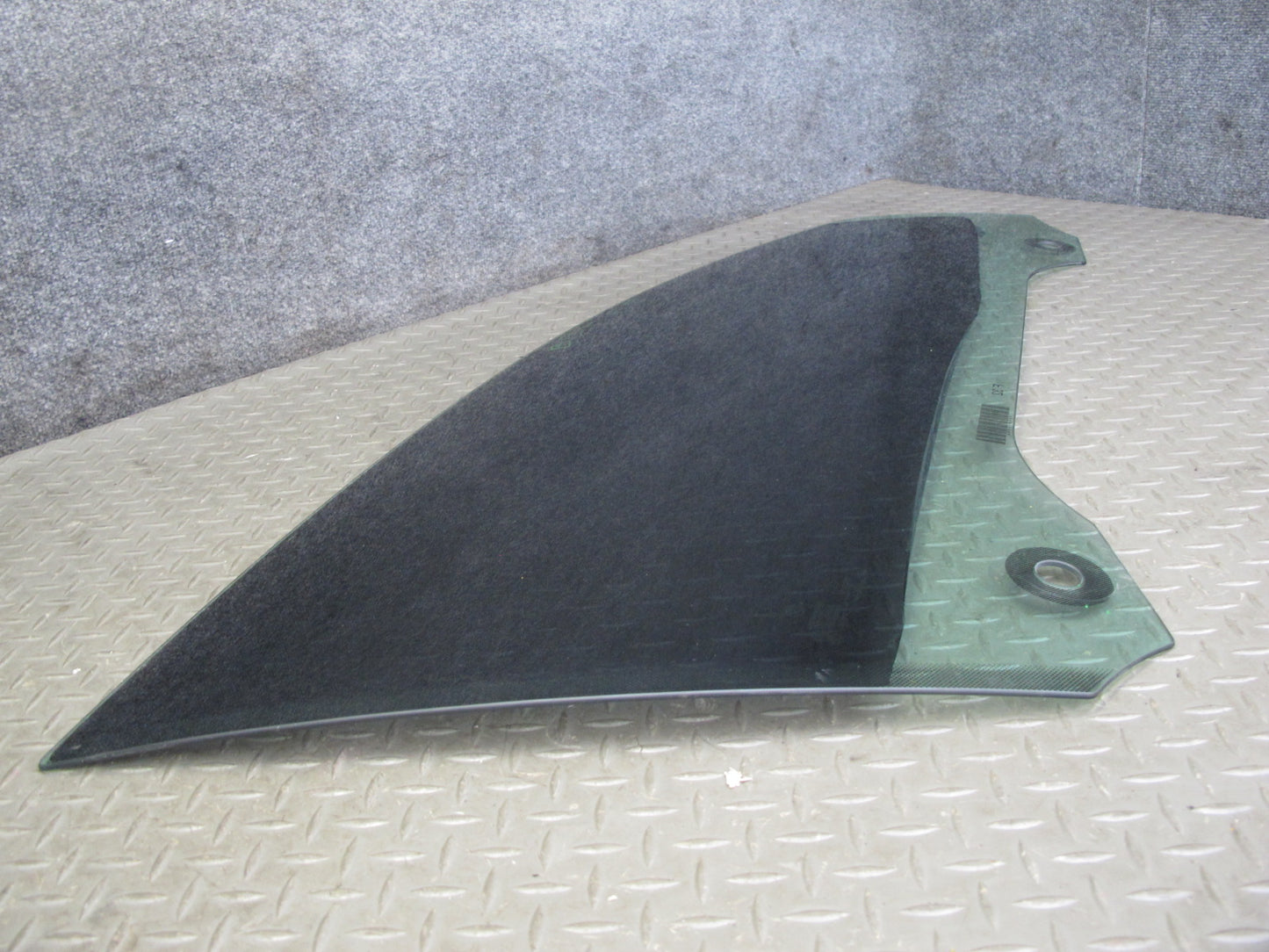 2015-2020 BMW F82 M4 Coupe Right Passenger Door Glass Window