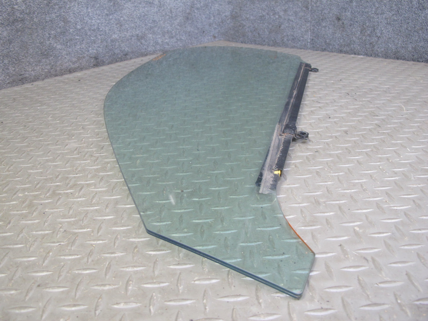 07-17 Lexus UVF46 LS460 LS600h Front Left Driver Door Glass Window OEM