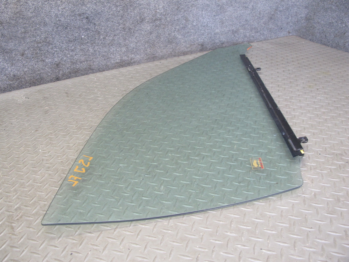 07-17 Lexus UVF46 LS460 LS600h Front Left Driver Door Glass Window OEM