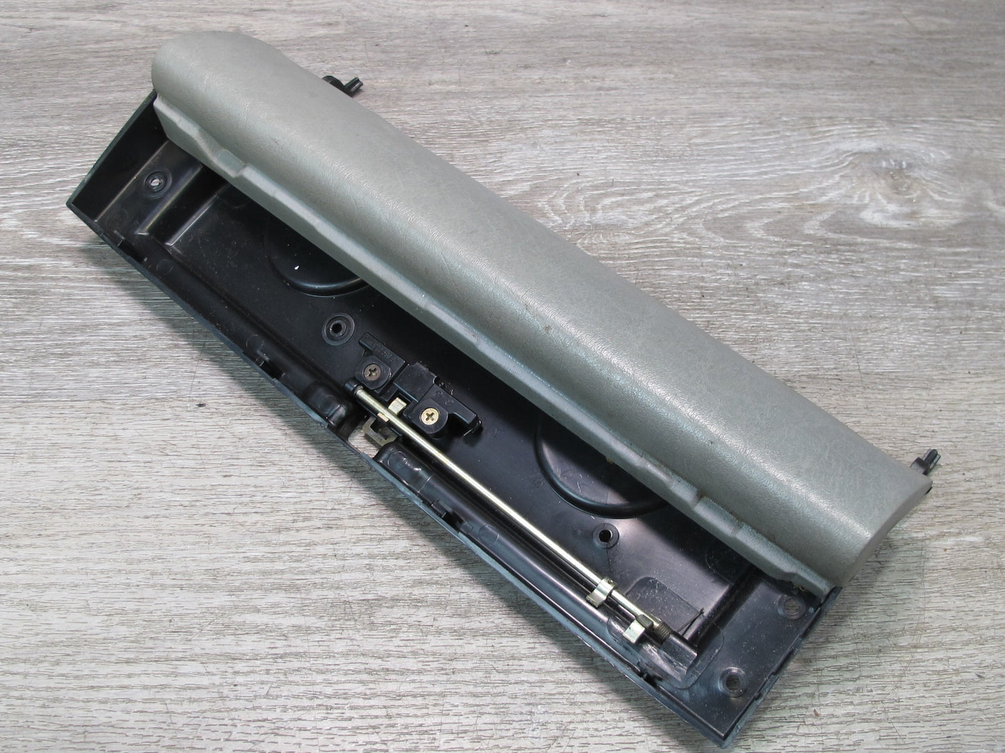 86-91 Mercedes W126 S-class Glove Box Door Lid Cover OEM