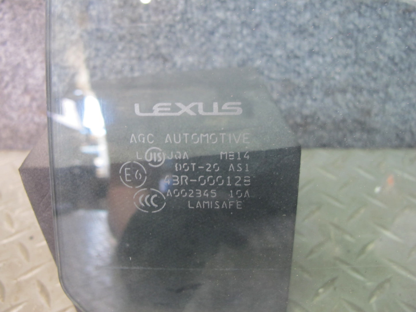 01-06 Lexus UCF30L LS430 Rear Left Door Glass Window OEM