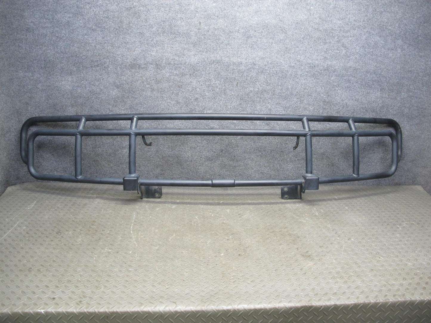 2003-2009 Hummer H2 Front Bumper Radiator Upper Guard Grille