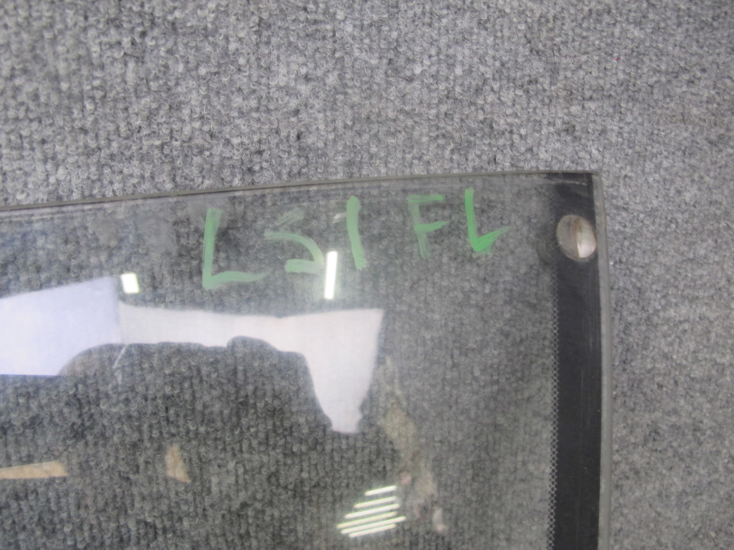 95-97 Lexus LS400 UCF20L Front Left Door Glass Window OEM