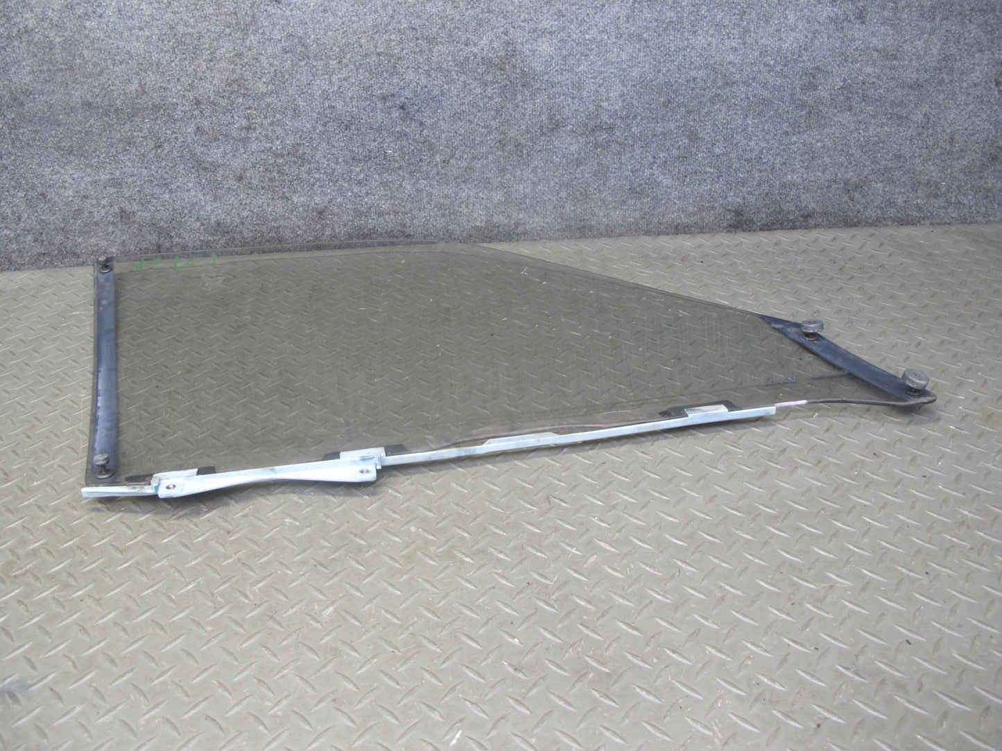 95-97 Lexus LS400 UCF20L Front Left Door Glass Window OEM