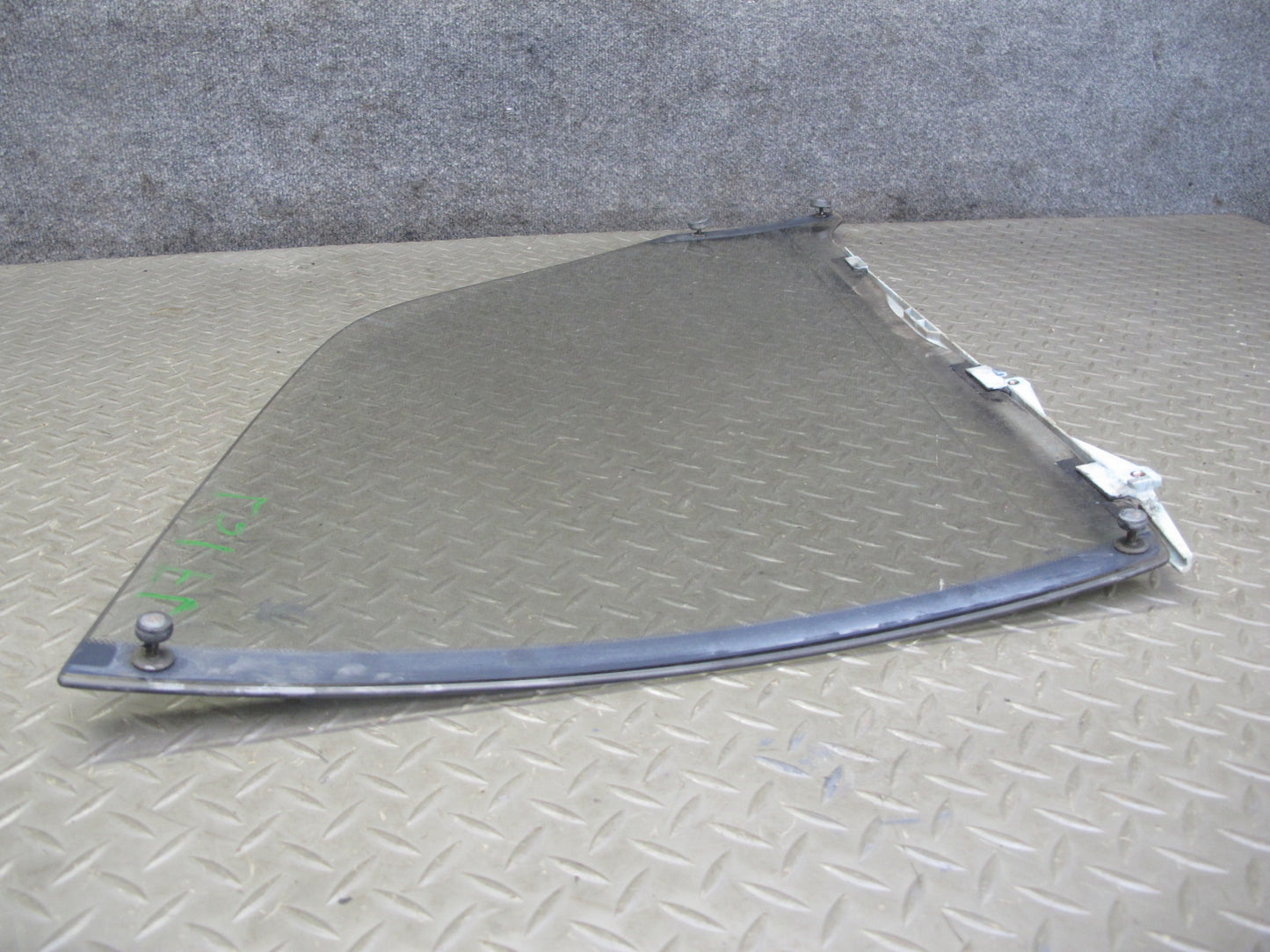 95-97 Lexus LS400 UCF20L Front Left Door Glass Window OEM
