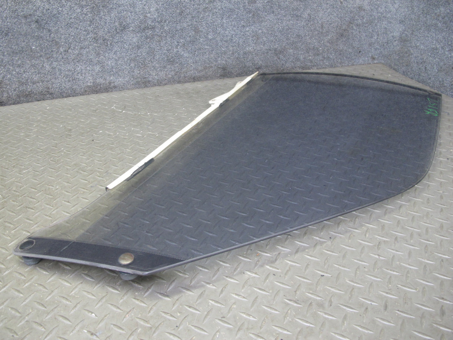 95-97 Lexus LS400 UCF20L Front Right Door Glass Window OEM