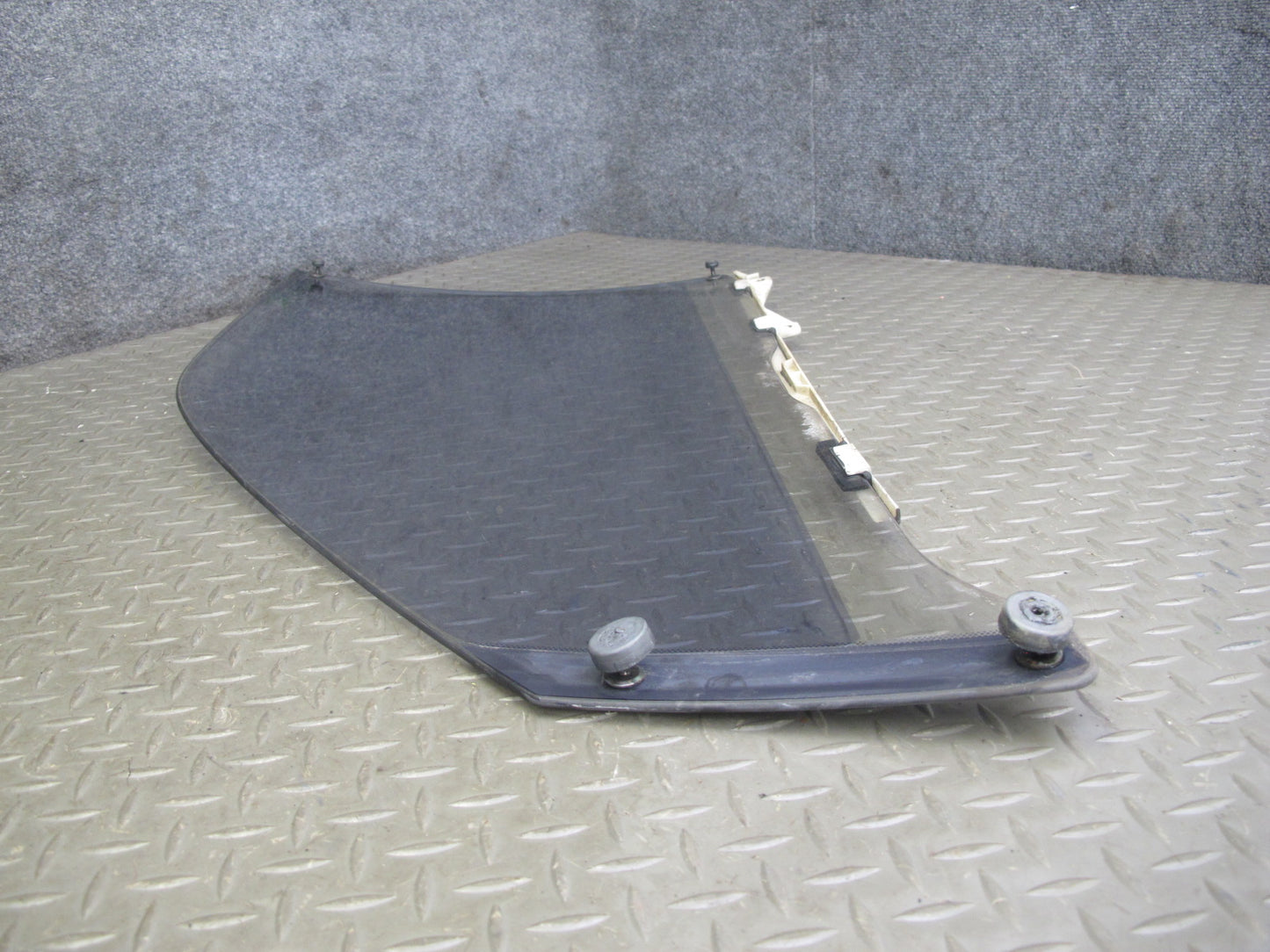 95-97 Lexus LS400 UCF20L Front Right Door Glass Window OEM