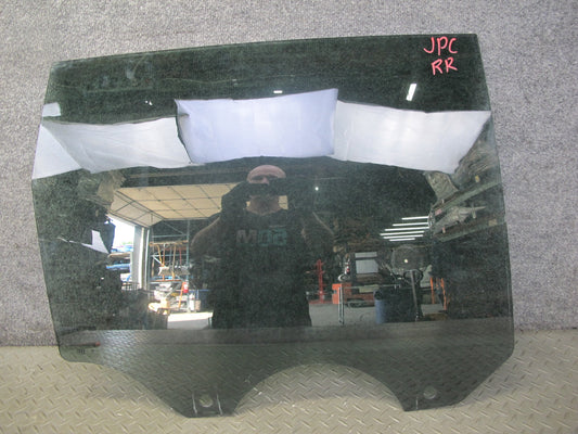 2003-2010 Porsche Cayenne 955 Rear Right Door Glass Window