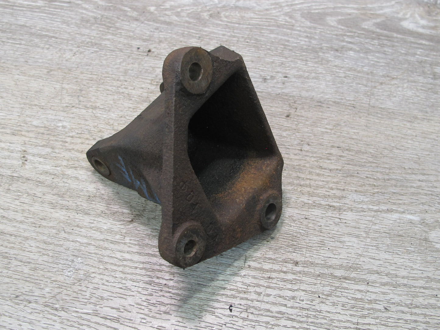 87-89 Toyota MR2 AW15 4AGELC Engine Generator Alternator Bracket Mount OEM