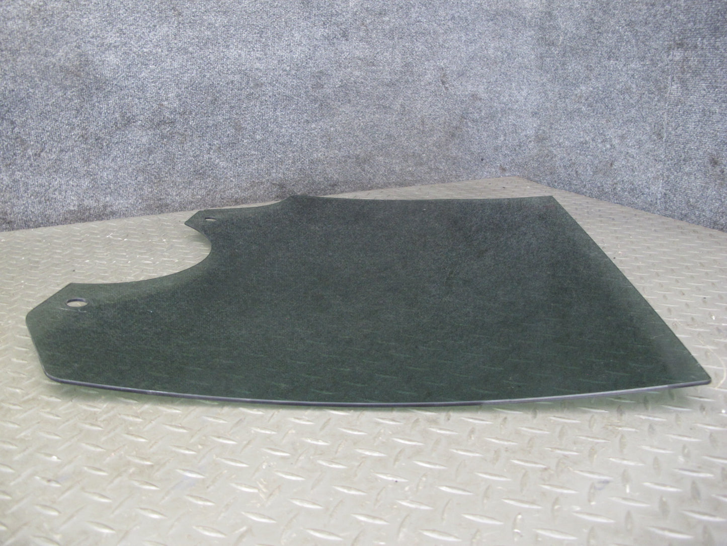 2003-2010 Porsche Cayenne 955 Rear Left Door Glass Window
