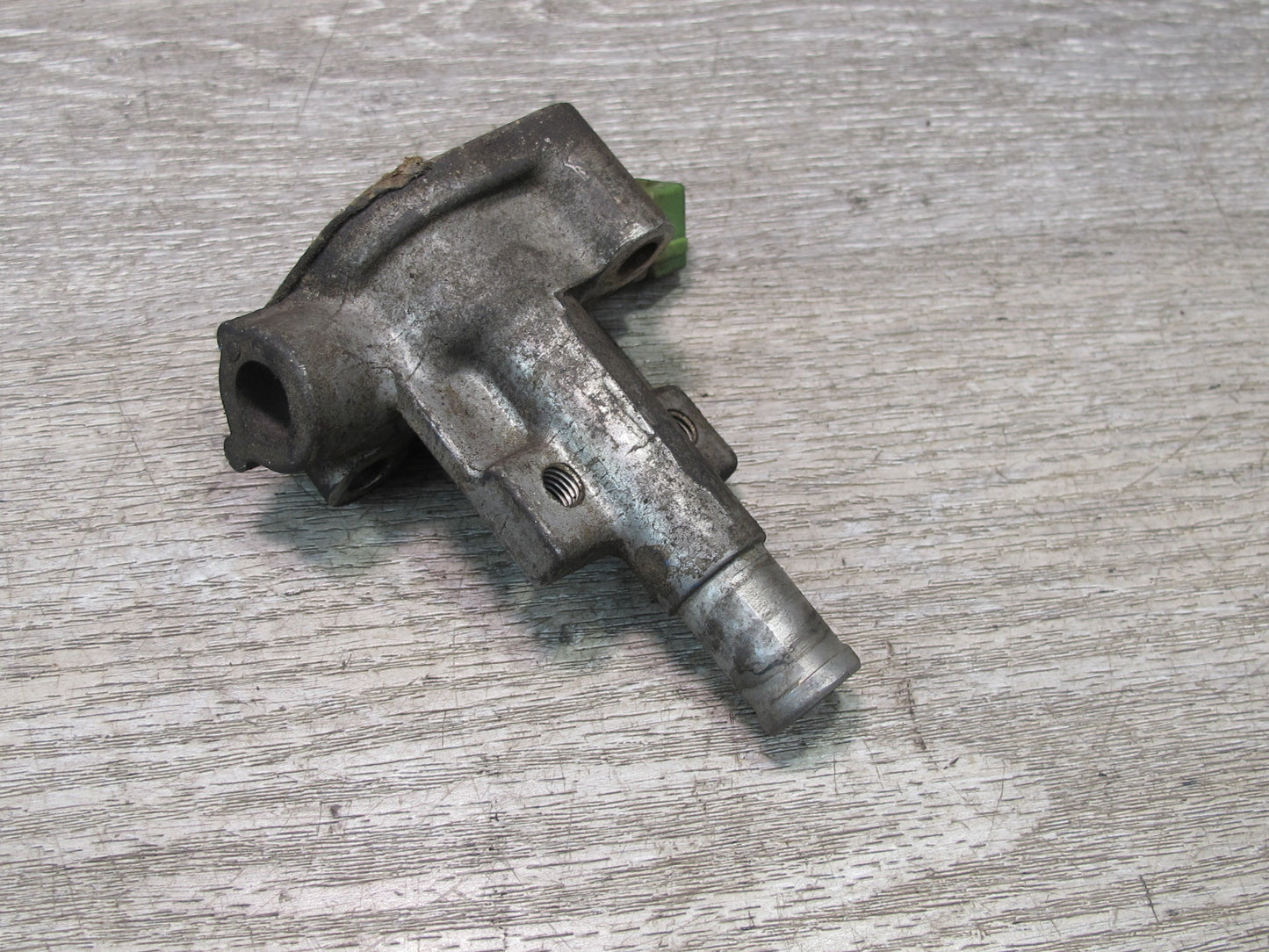 88-89 Toyota MR2 AW15 4AGELC Cylinder Head Coolant Outlet Housing OEM