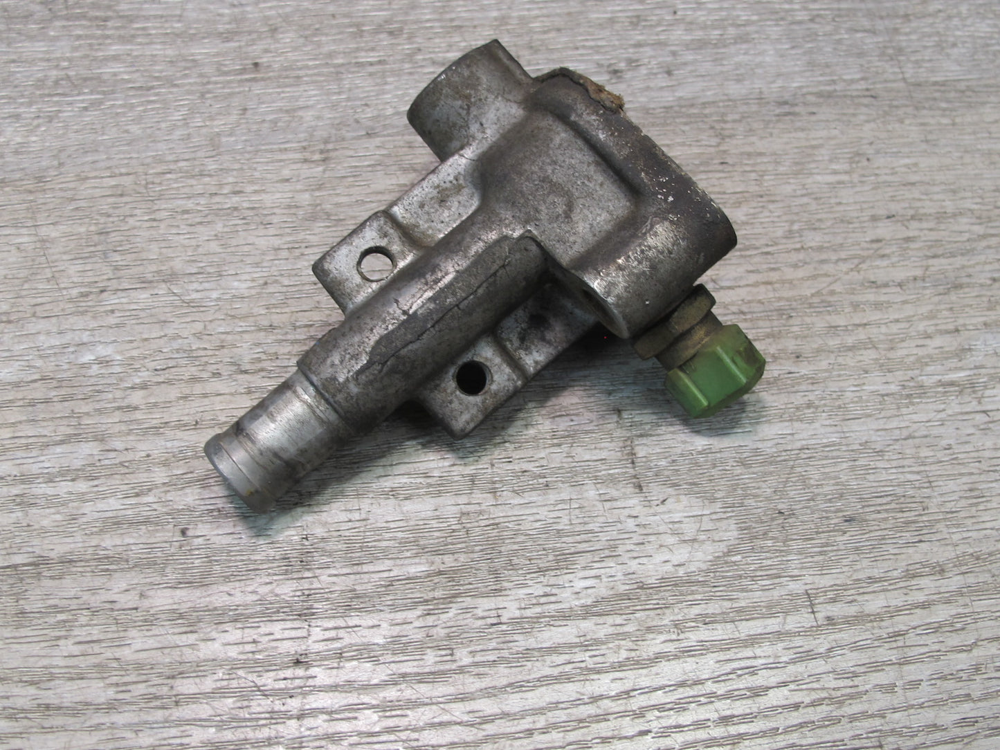 88-89 Toyota MR2 AW15 4AGELC Cylinder Head Coolant Outlet Housing OEM