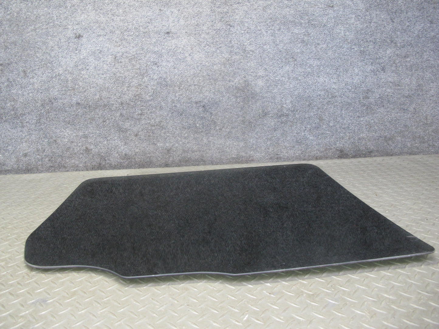 2003-2009 Hummer H2 Rear Left Driver Side Door Glass Window