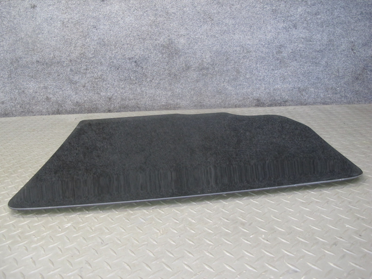 2003-2009 Hummer H2 Rear Left Driver Side Door Glass Window