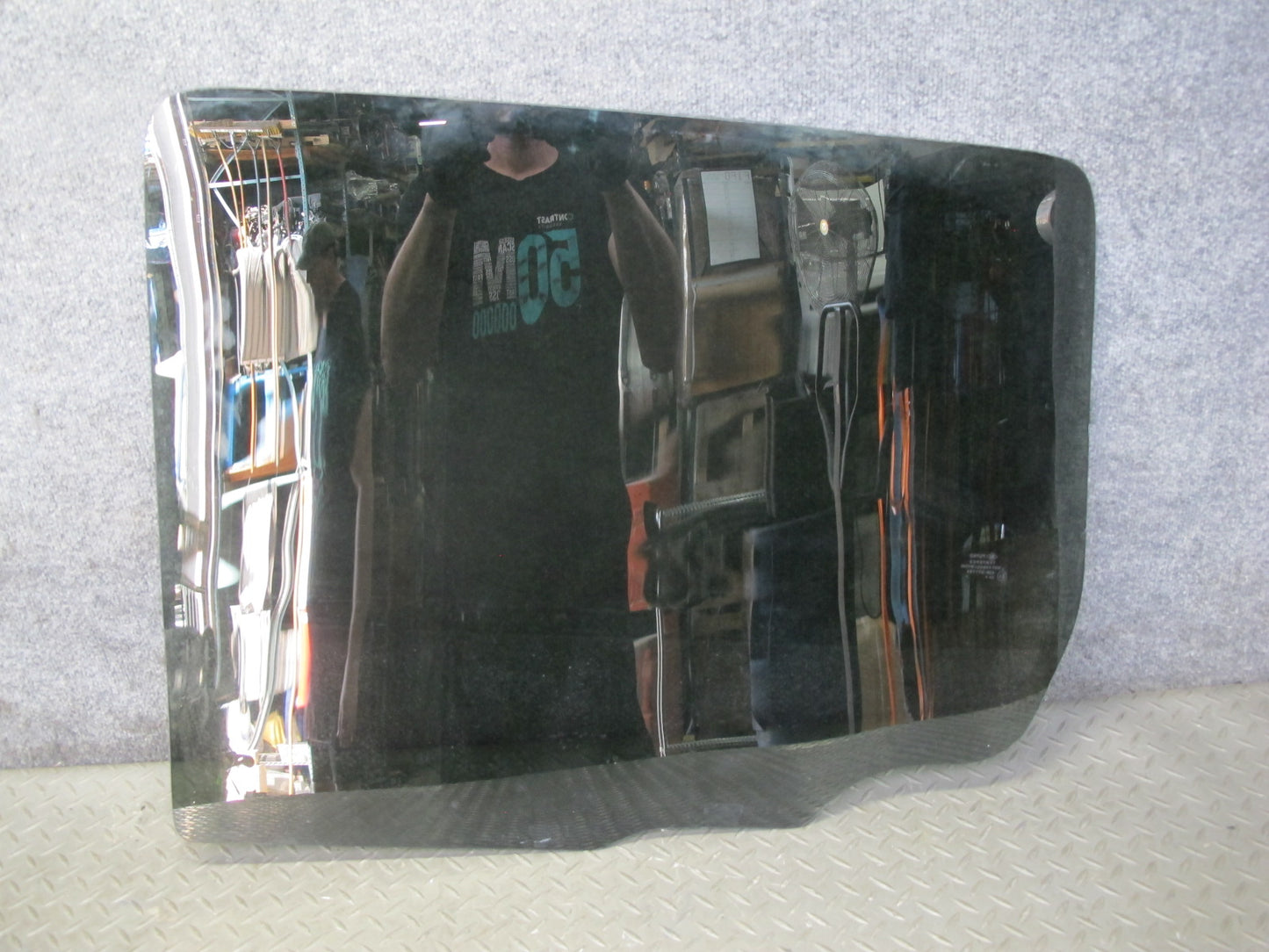 2003-2009 Hummer H2 Rear Right Passenger Side Door Glass Window