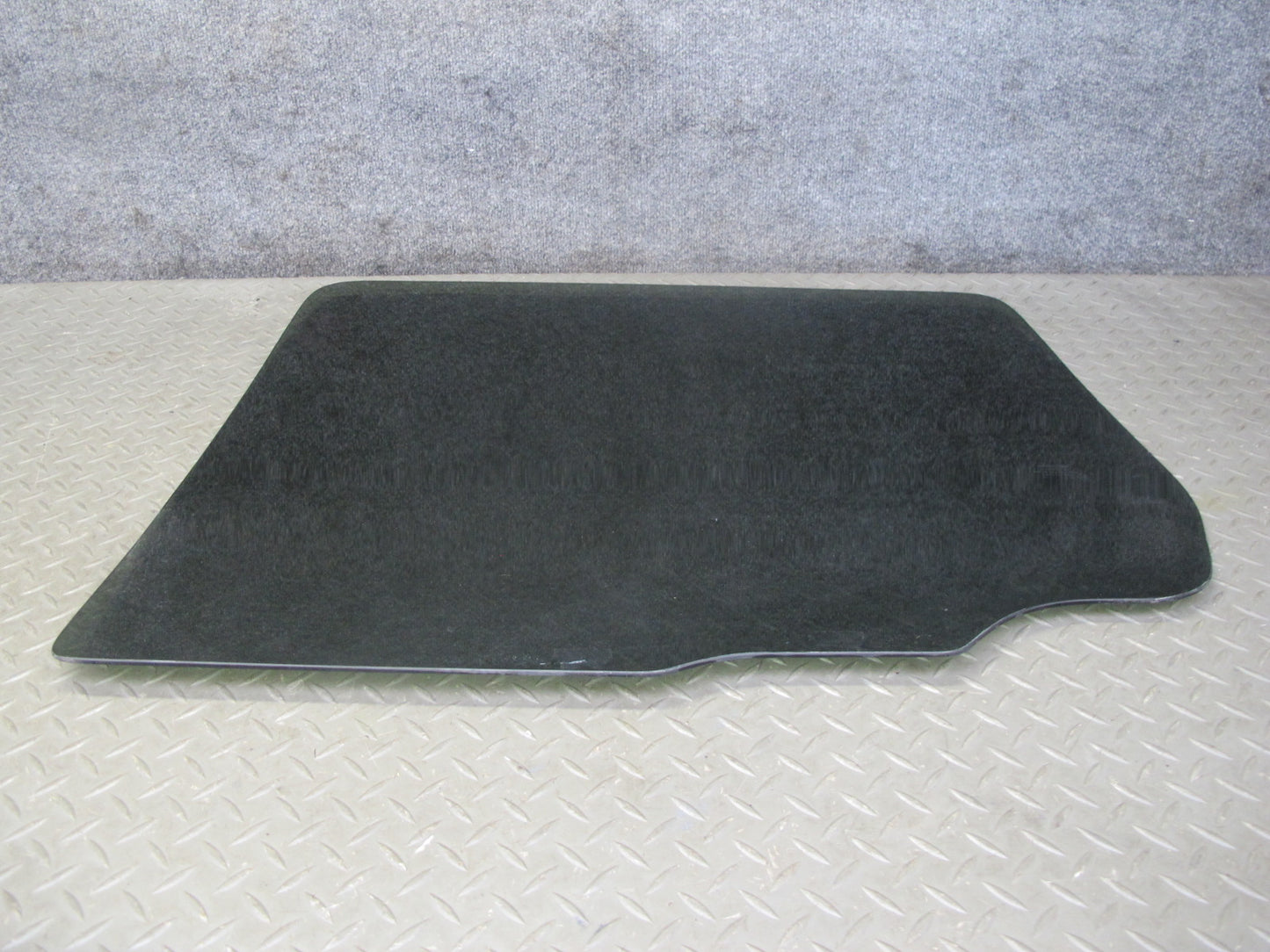 2003-2009 Hummer H2 Rear Right Passenger Side Door Glass Window