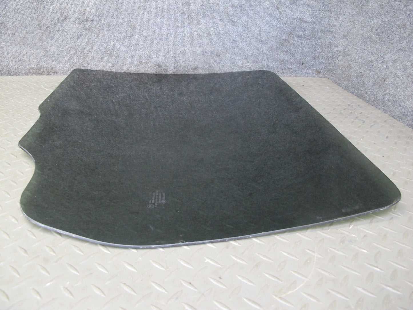 2003-2009 Hummer H2 Rear Right Passenger Side Door Glass Window