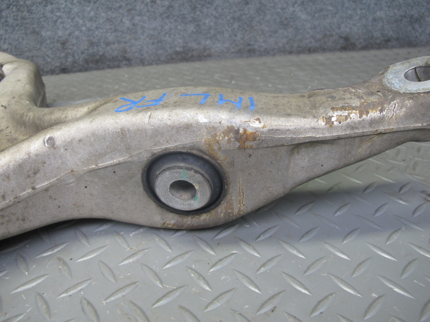 12-18 Mercedes W166 GLE Ml-class Front Right Upper & Lower Control Arm Set OEM