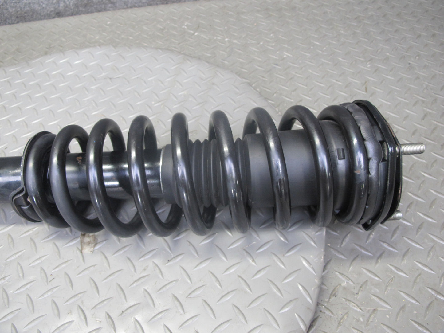 12-18 Mercedes W166 GLE350 ML350 Front Right Strut Shock Absorber OEM