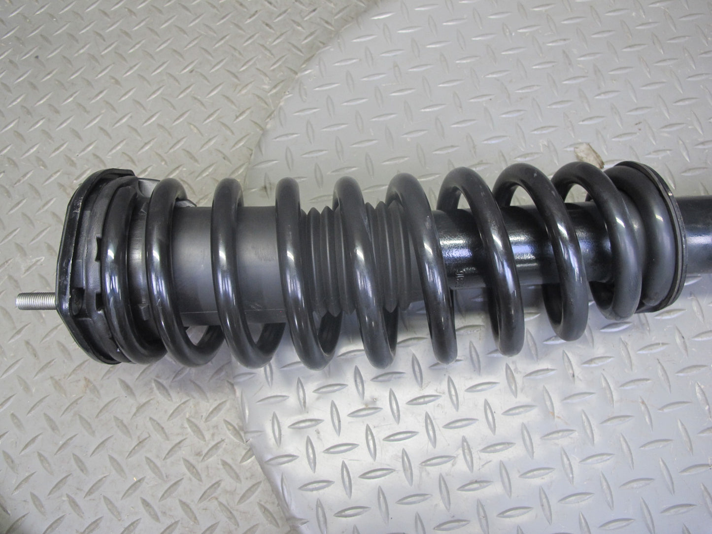 12-18 Mercedes W166 GLE350 ML350 Front Right Strut Shock Absorber OEM