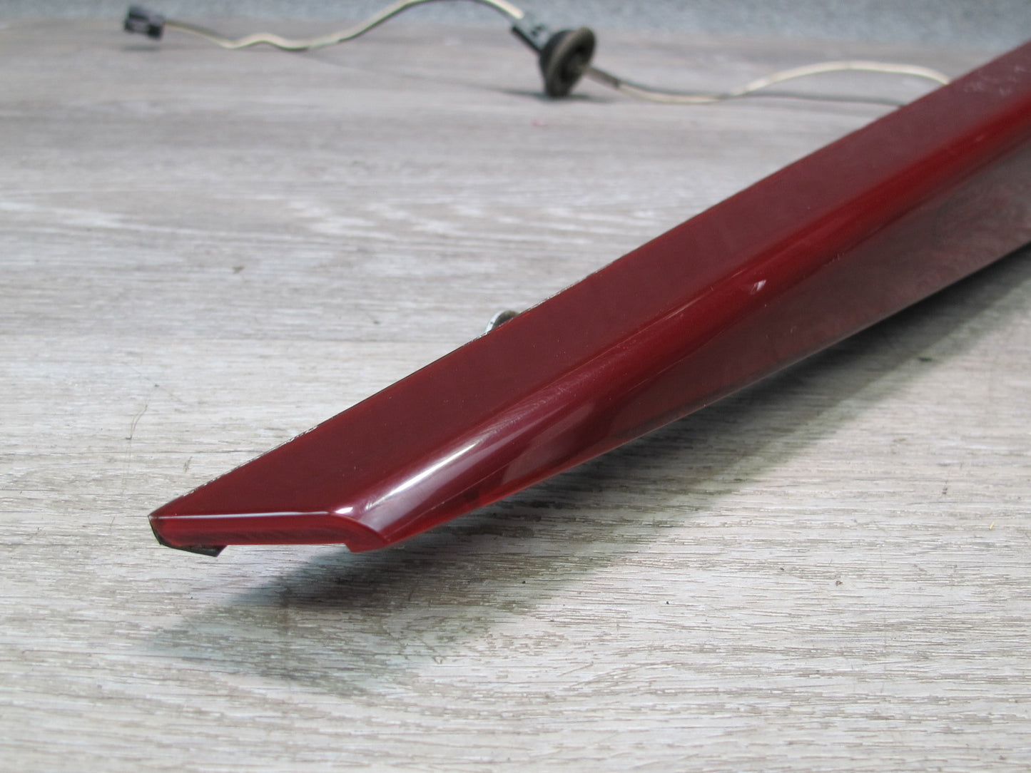 2004-2009 Cadillac XLR Rear Center 3RD Third Brake Stop Light Lamp