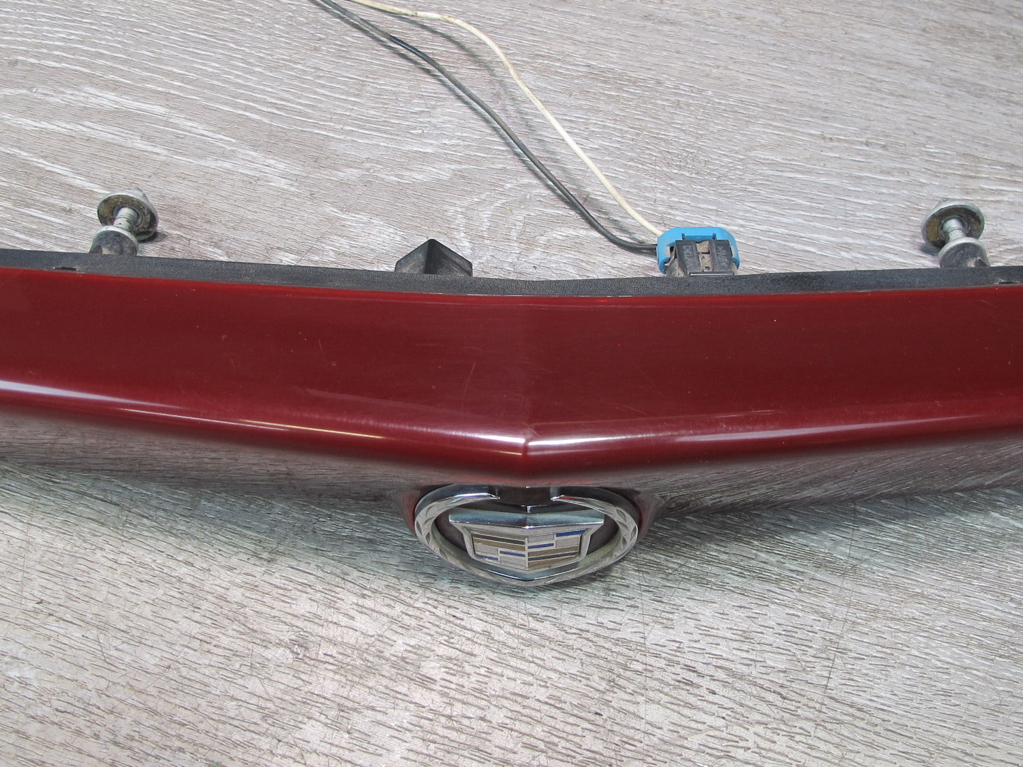 2004-2009 Cadillac XLR Rear Center 3RD Third Brake Stop Light Lamp
