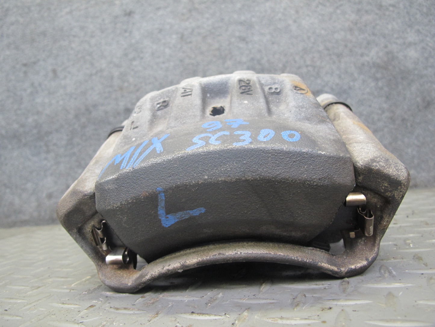92-98 Lexus SC300 Set of 2 Front Left & Right Brake Caliper OEM