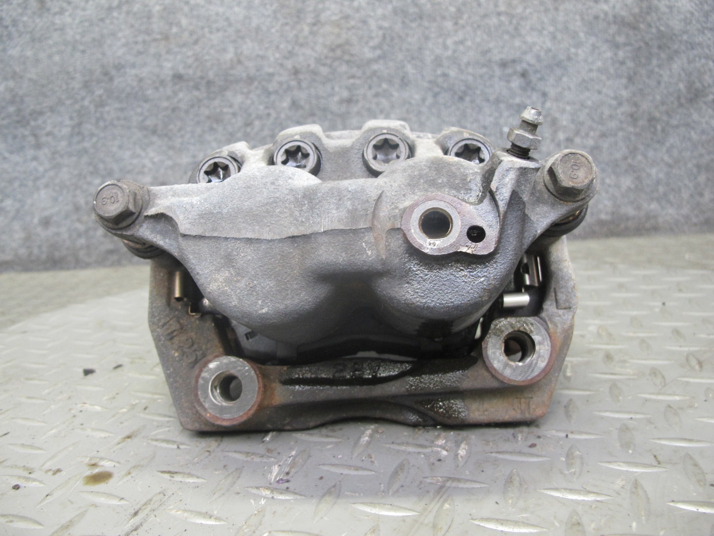 92-98 Lexus SC300 Set of 2 Front Left & Right Brake Caliper OEM