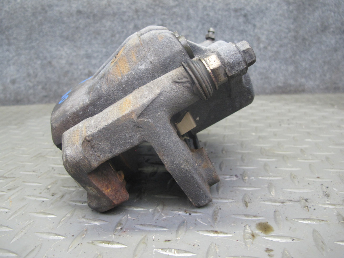 92-98 Lexus SC300 Set of 2 Front Left & Right Brake Caliper OEM