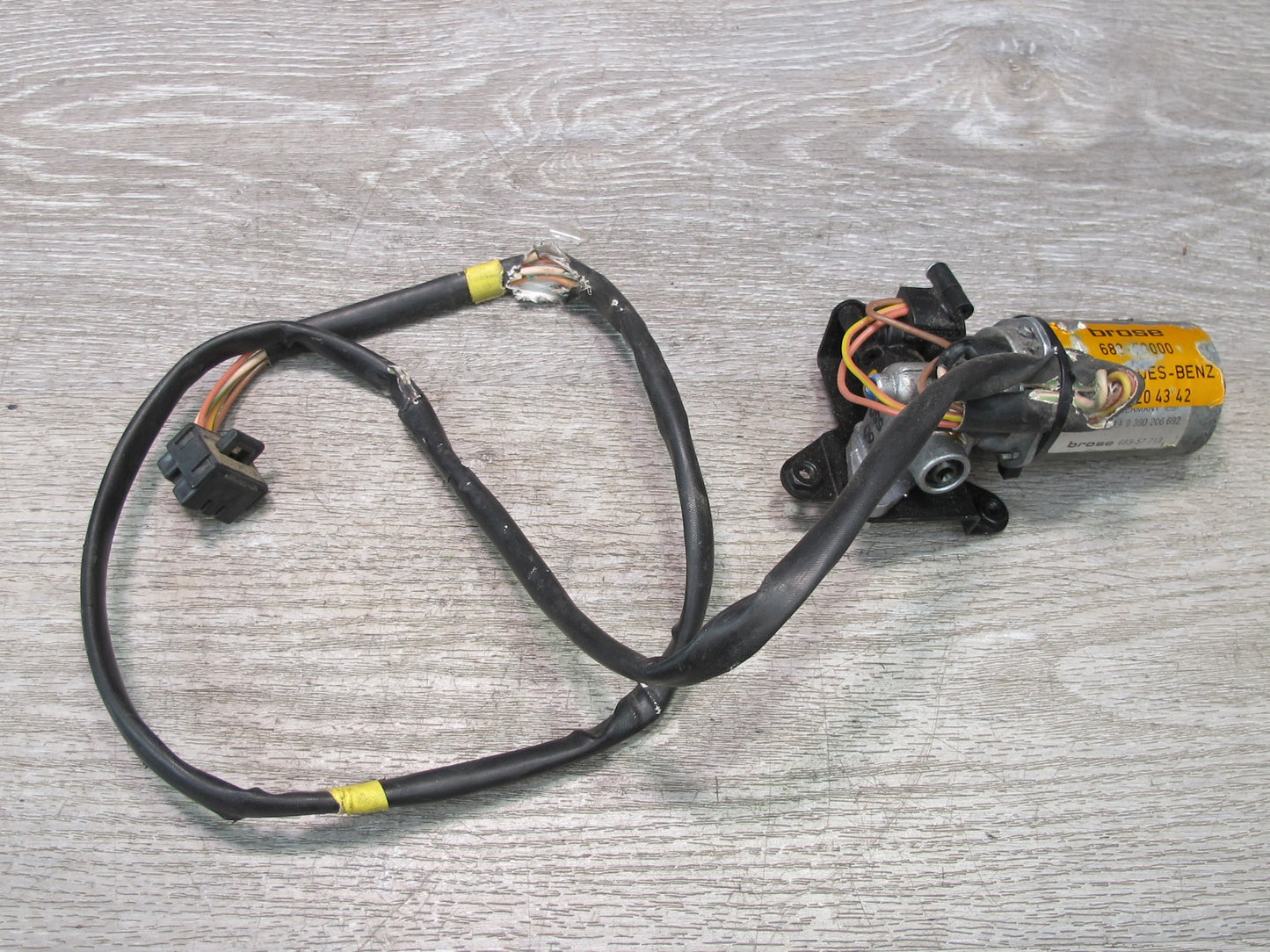 86-91 Mercedes W126 S-class Set of 2 Front Left Seat Adjust Motor OEM