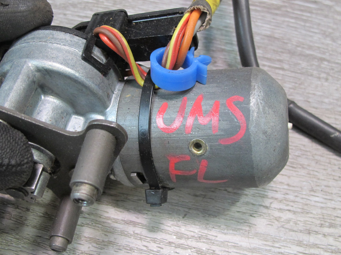 86-91 Mercedes W126 S-class Set of 2 Front Left Seat Adjust Motor OEM