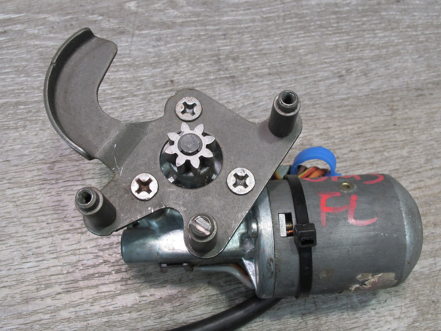 86-91 Mercedes W126 S-class Set of 2 Front Left Seat Adjust Motor OEM