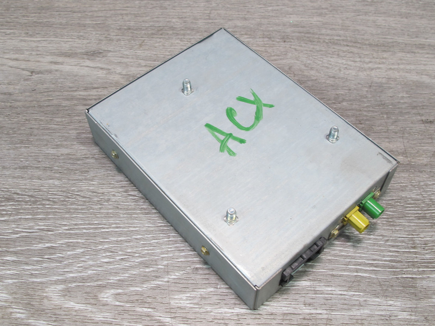2006-2009 Cadillac XLR Satellite Radio Receiver Module Unit 15217080