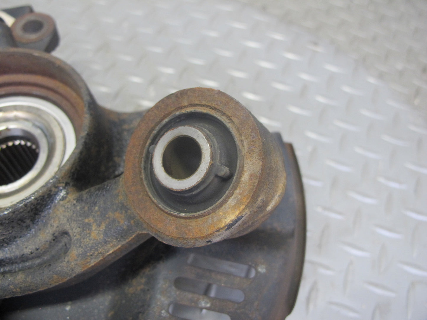 00-05 Toyota MR2 Spyder ZZW30L Rear Left Spindle Knuckle Wheel Hub Bearing OEM
