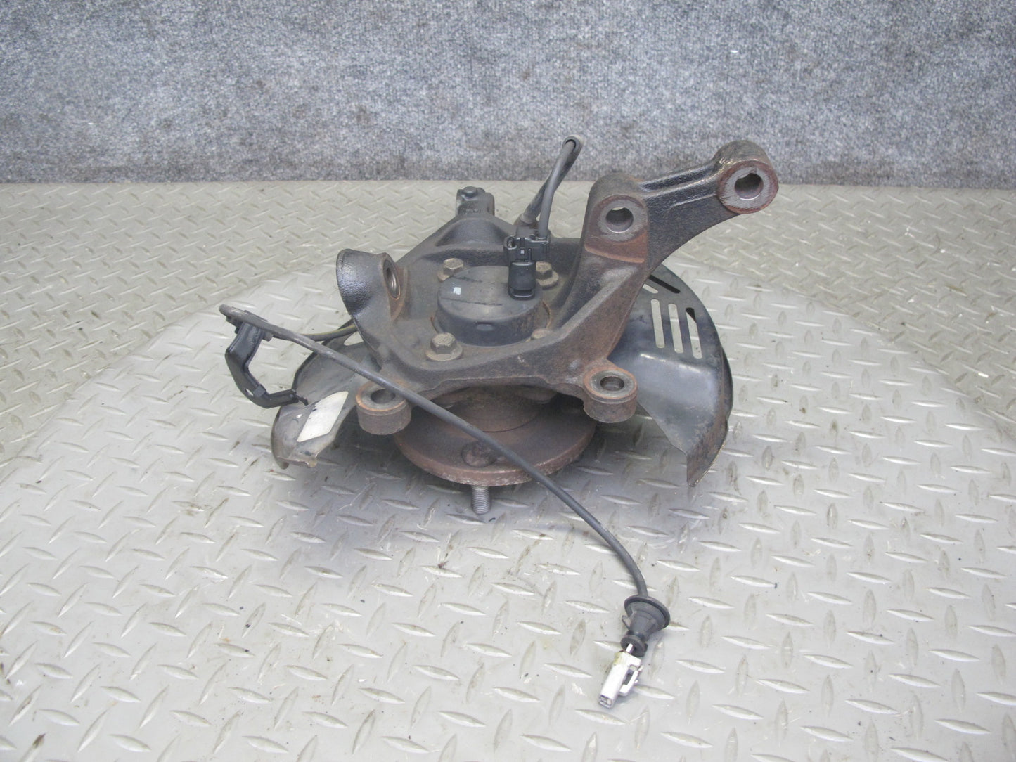 00-05 Toyota MR2 Spyder ZZW30L Front Right Spindle Knuckle Wheel Hub Bearing OEM