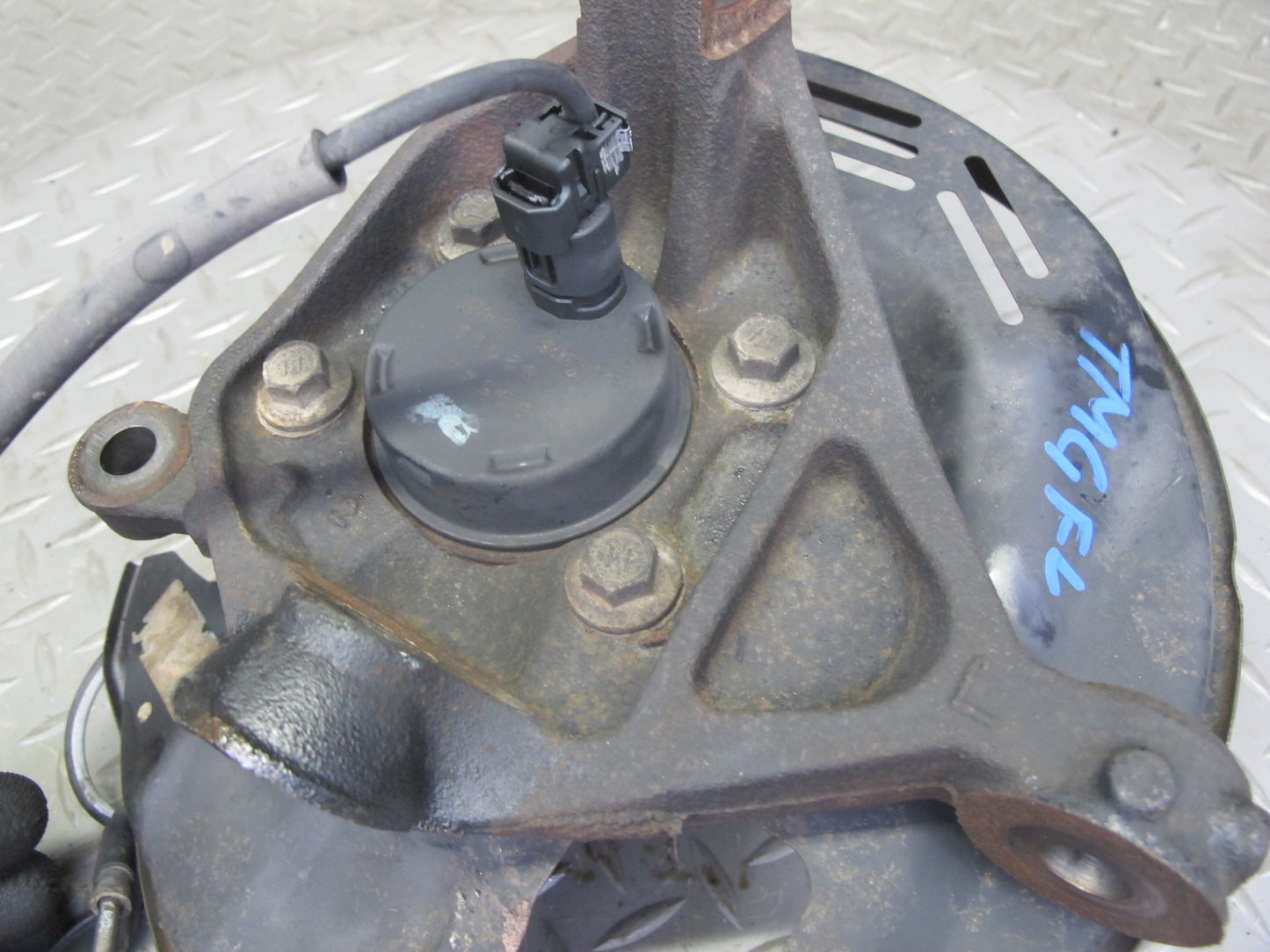 00-05 Toyota MR2 Spyder ZZW30L Front Left Spindle Knuckle Wheel Hub Bearing OEM