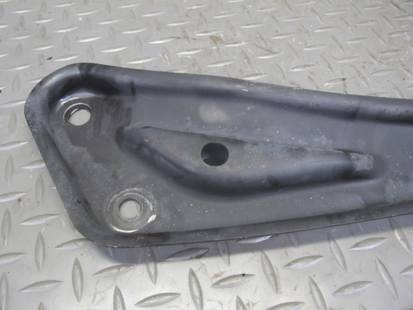 00-05 Toyota MR2 Spyder ZZW30L Front Right Suspension Lower Brace OEM