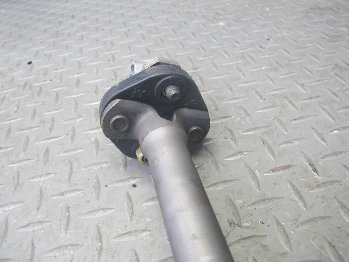 94-95 BMW E34 5-SERIES Sedan Steering Column Shaft OEM