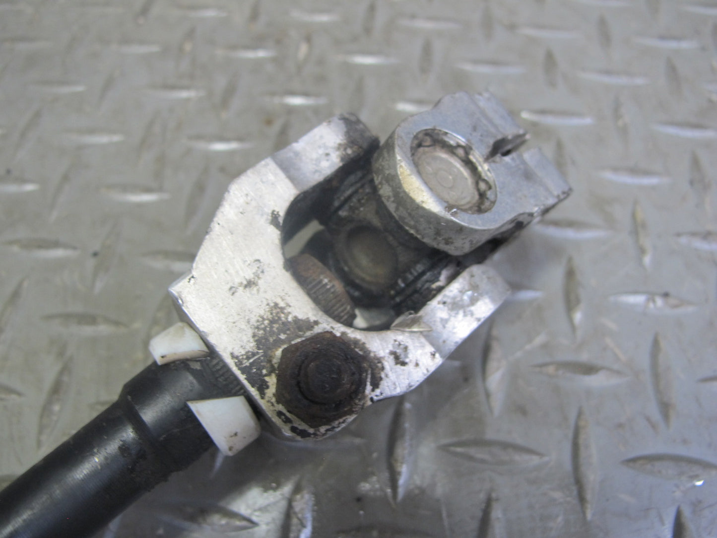 94-95 BMW E34 5-SERIES Sedan Steering Column Shaft OEM