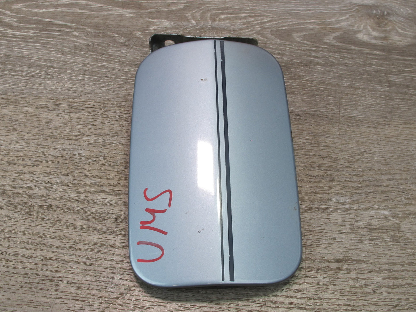 86-91 Mercedes W126 Fuel Tank Filler Door Lid Cover OEM