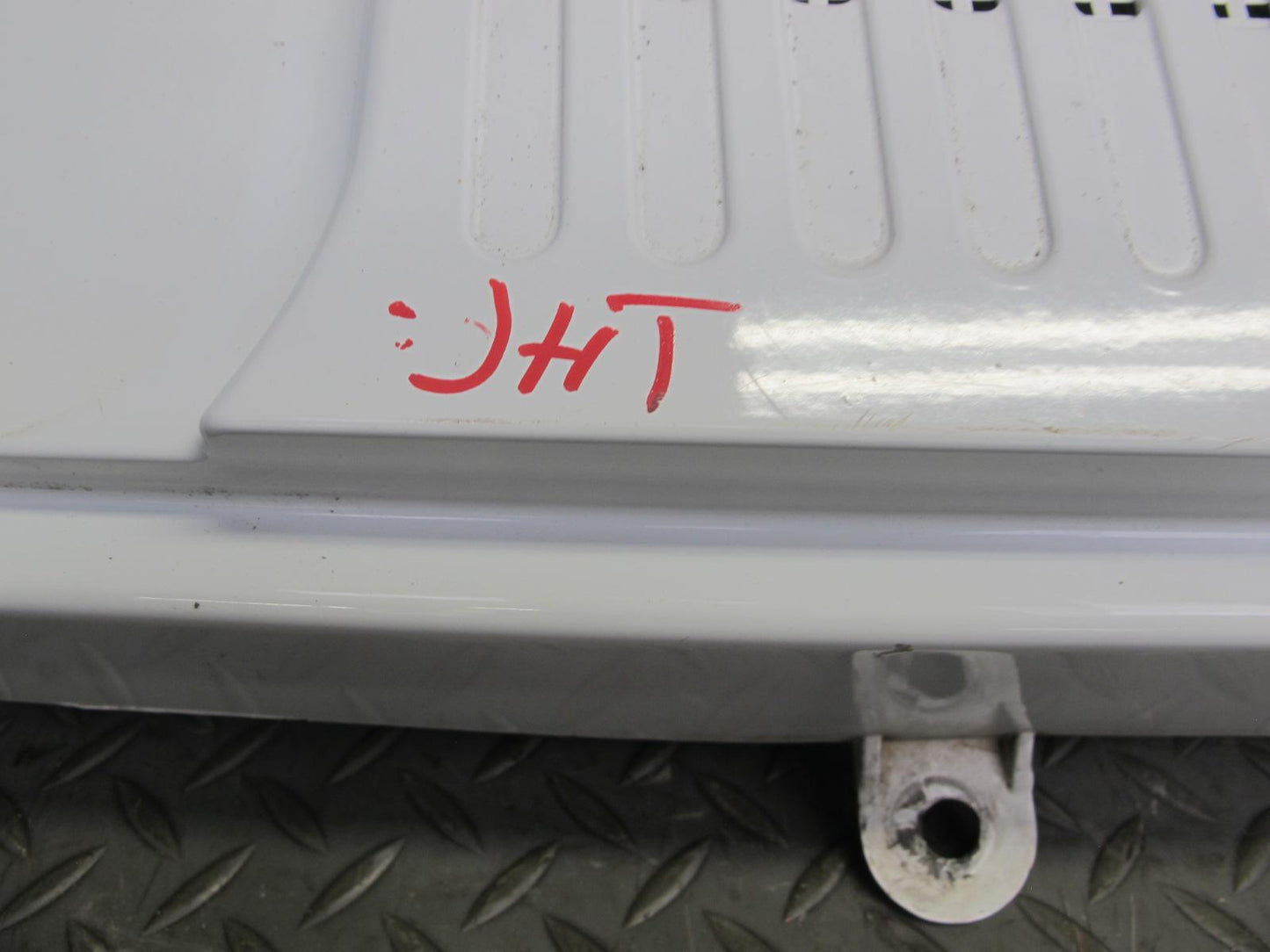 2003-2009 Hummer H2 Hood Bonnet Center Cowl Vent Grille Panel Cover