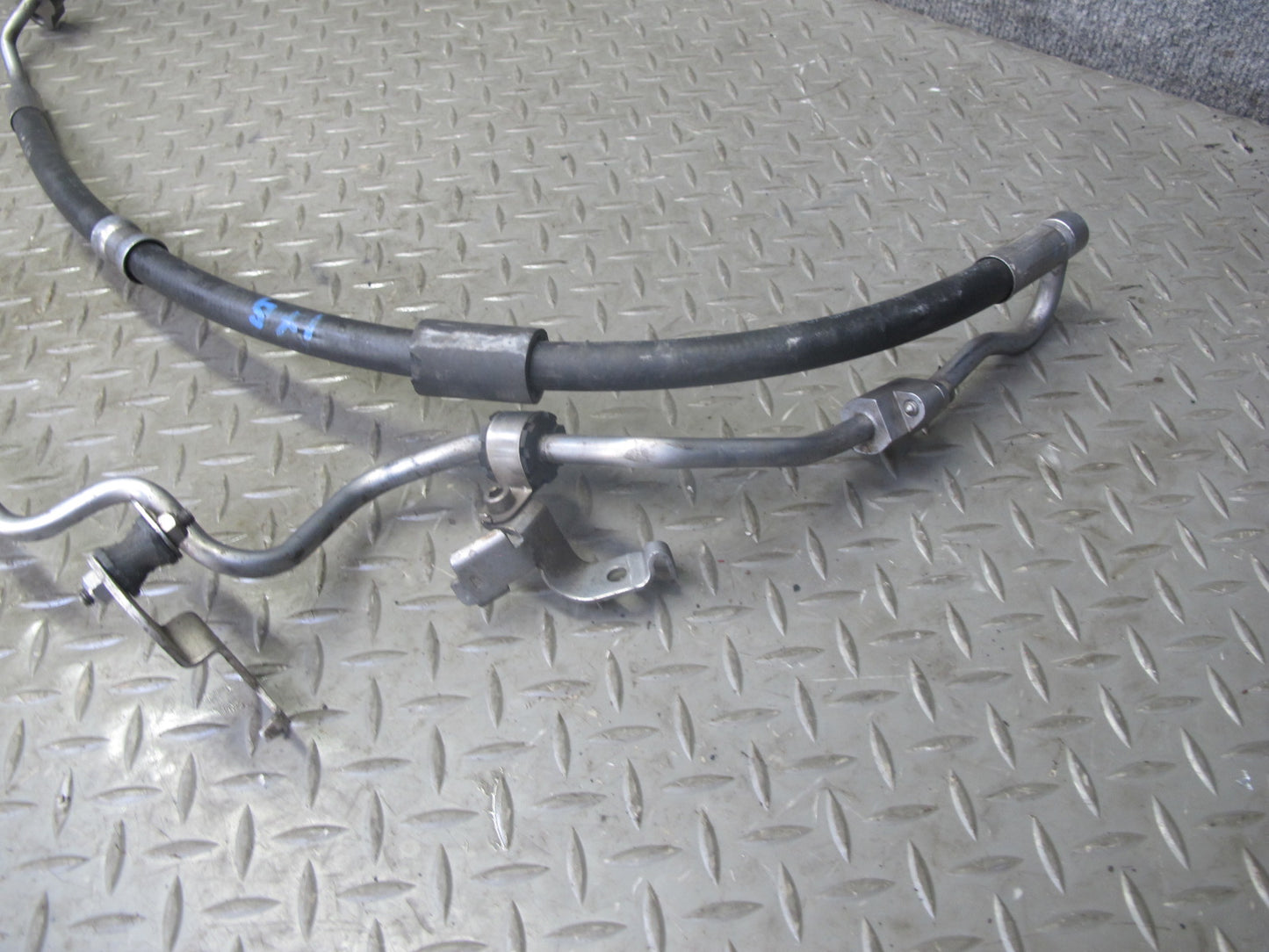 2008-2014 BMW E71 E72 X6 4.4L Engine Power Steering Line Hose Pipe Set
