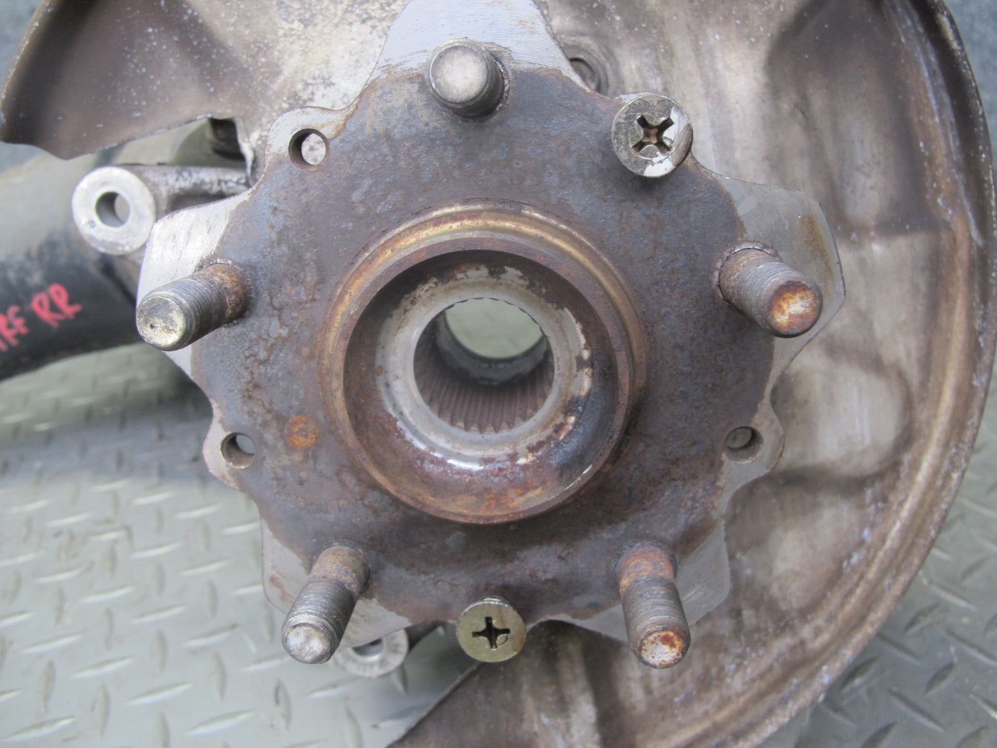 86-91 Mazda RX7 FC3S Rear Right Spindle Knuckle Wheel Hub w Trailing Arm OEM