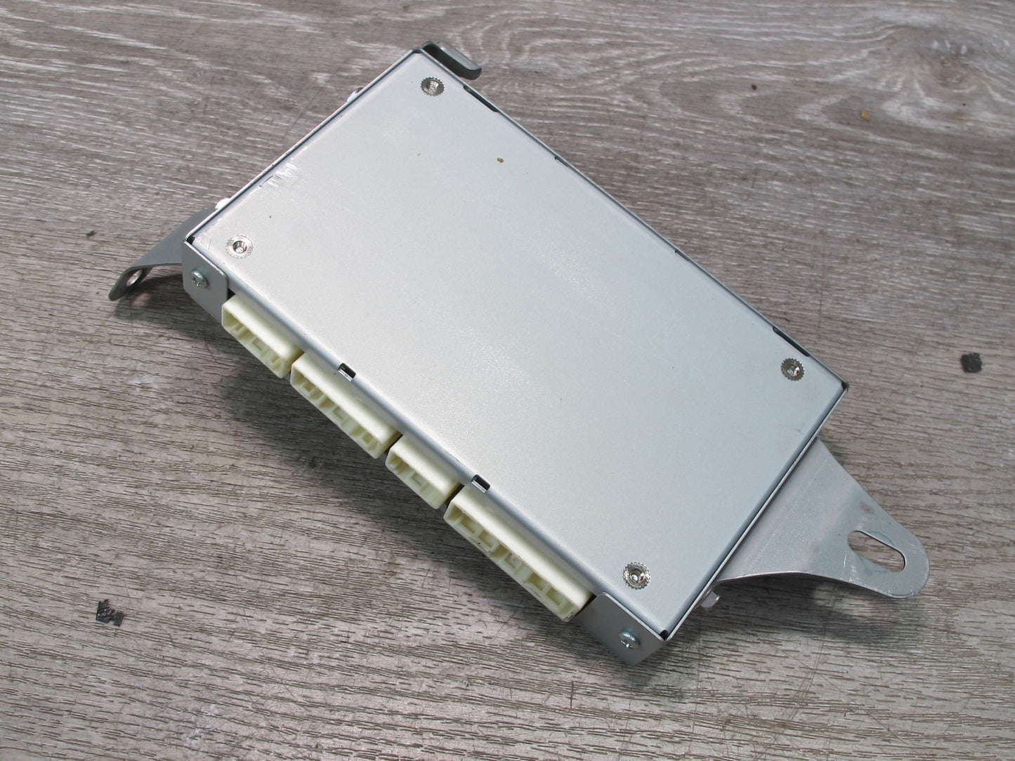 07-11 Lexus UVF46 LS600h LS460 Rear Camera Multi-display Selector Module OEM